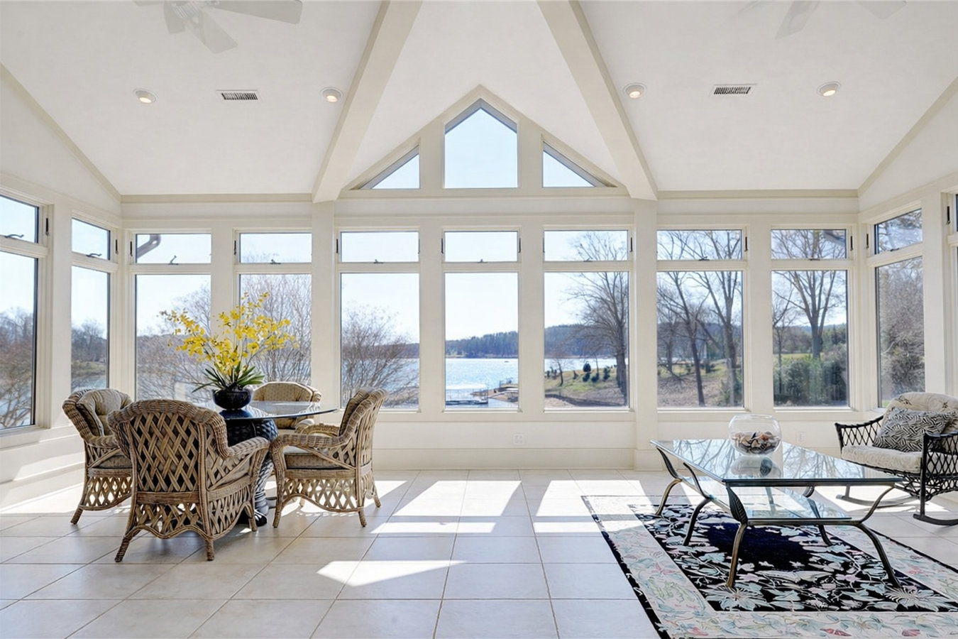 Custom sunrooms in Miami Gardens, FL